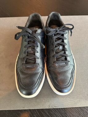 Vince Sneakers